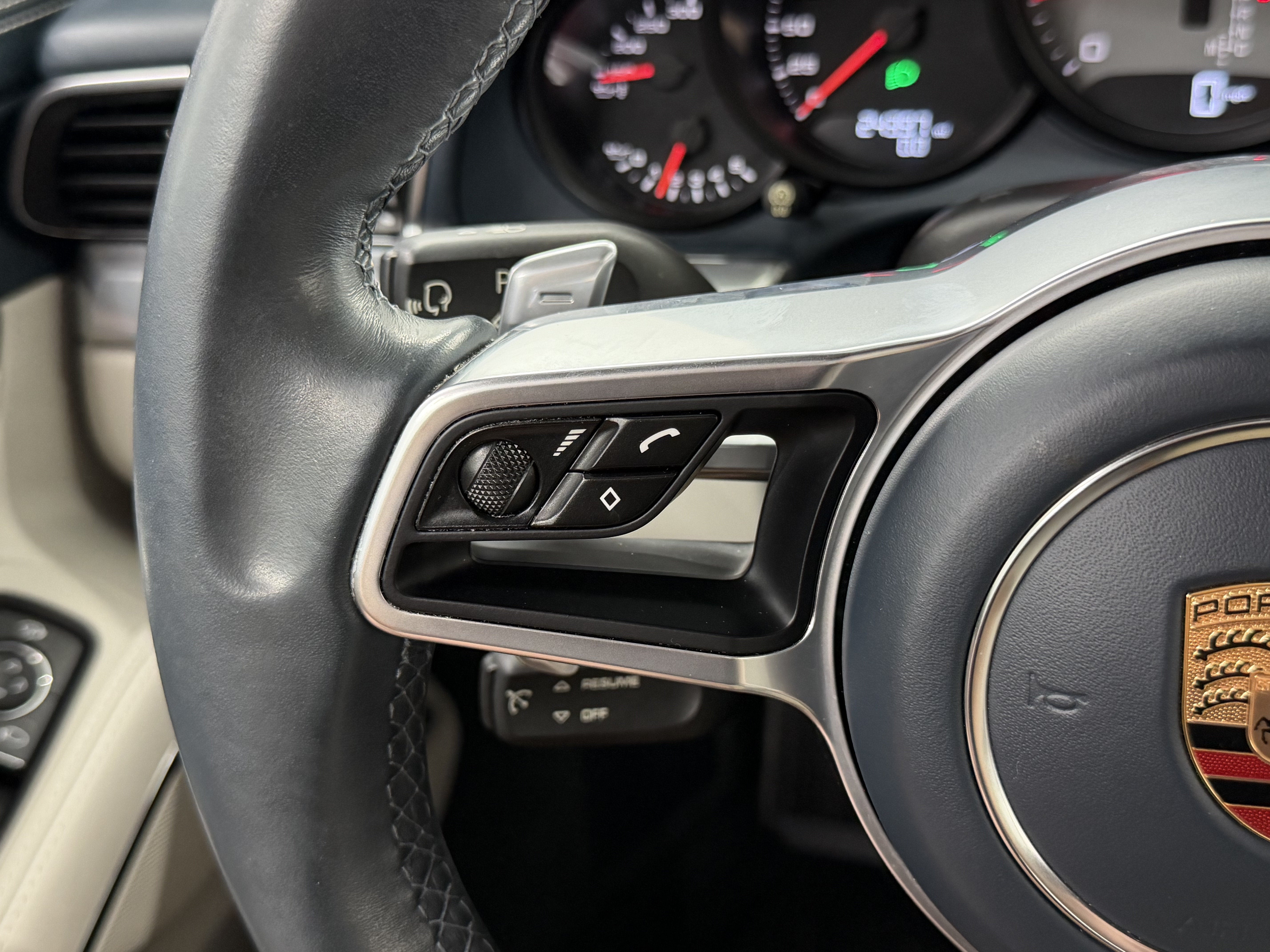 2017 Porsche 911 Carrera 4S