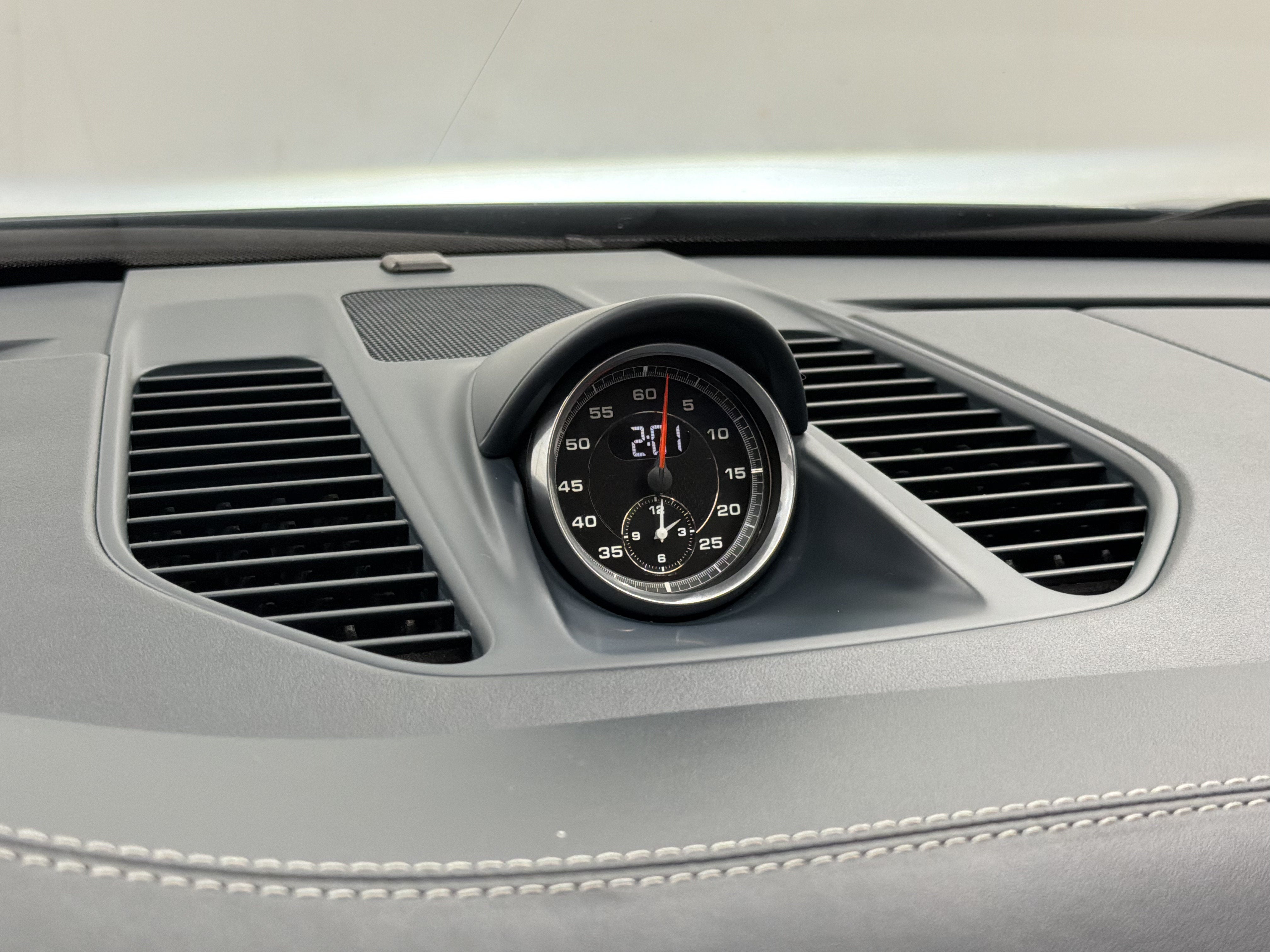 2017 Porsche 911 Carrera 4S