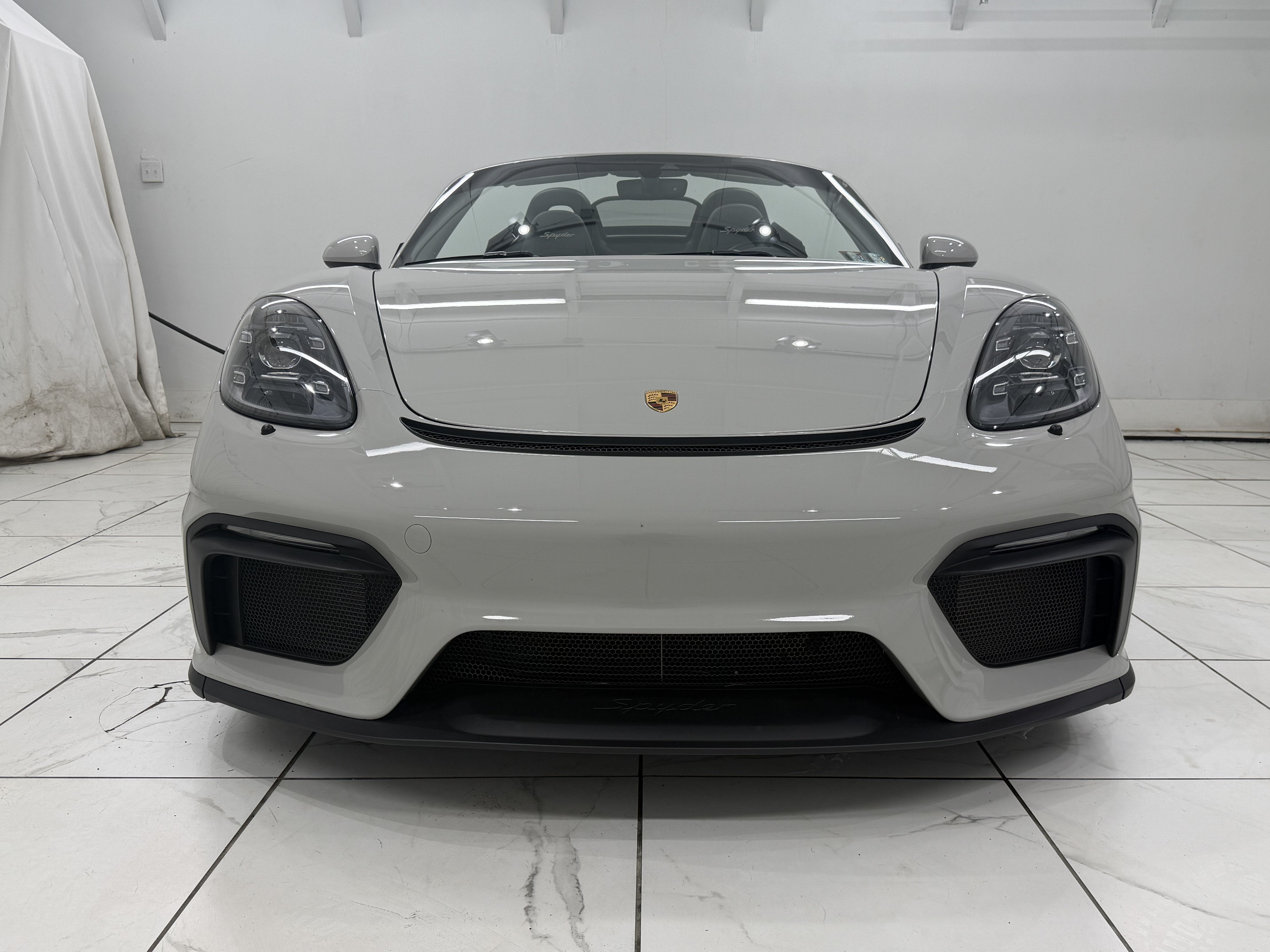 2021 Porsche 718 Spyder Roadster