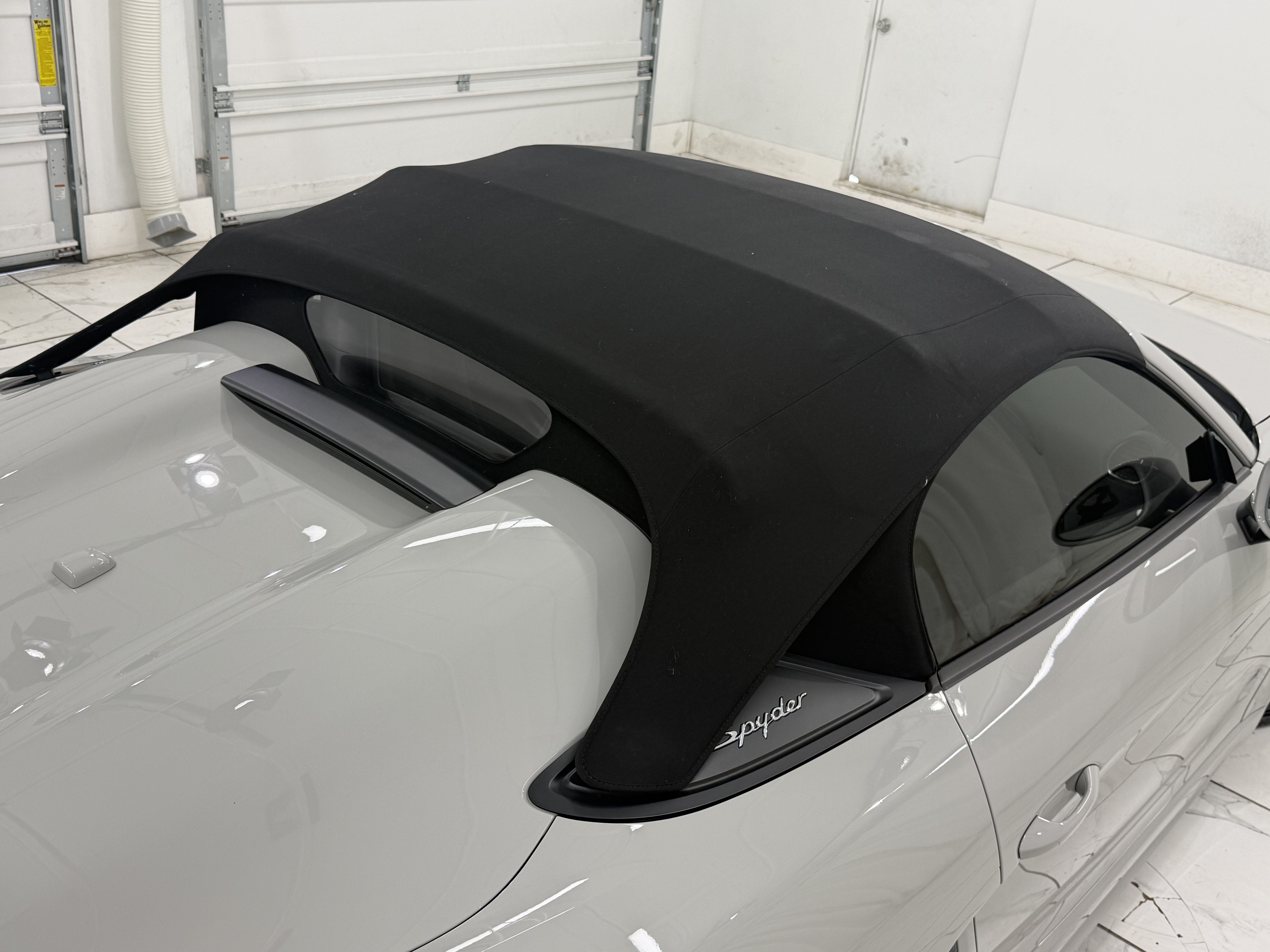 2021 Porsche 718 Spyder Roadster