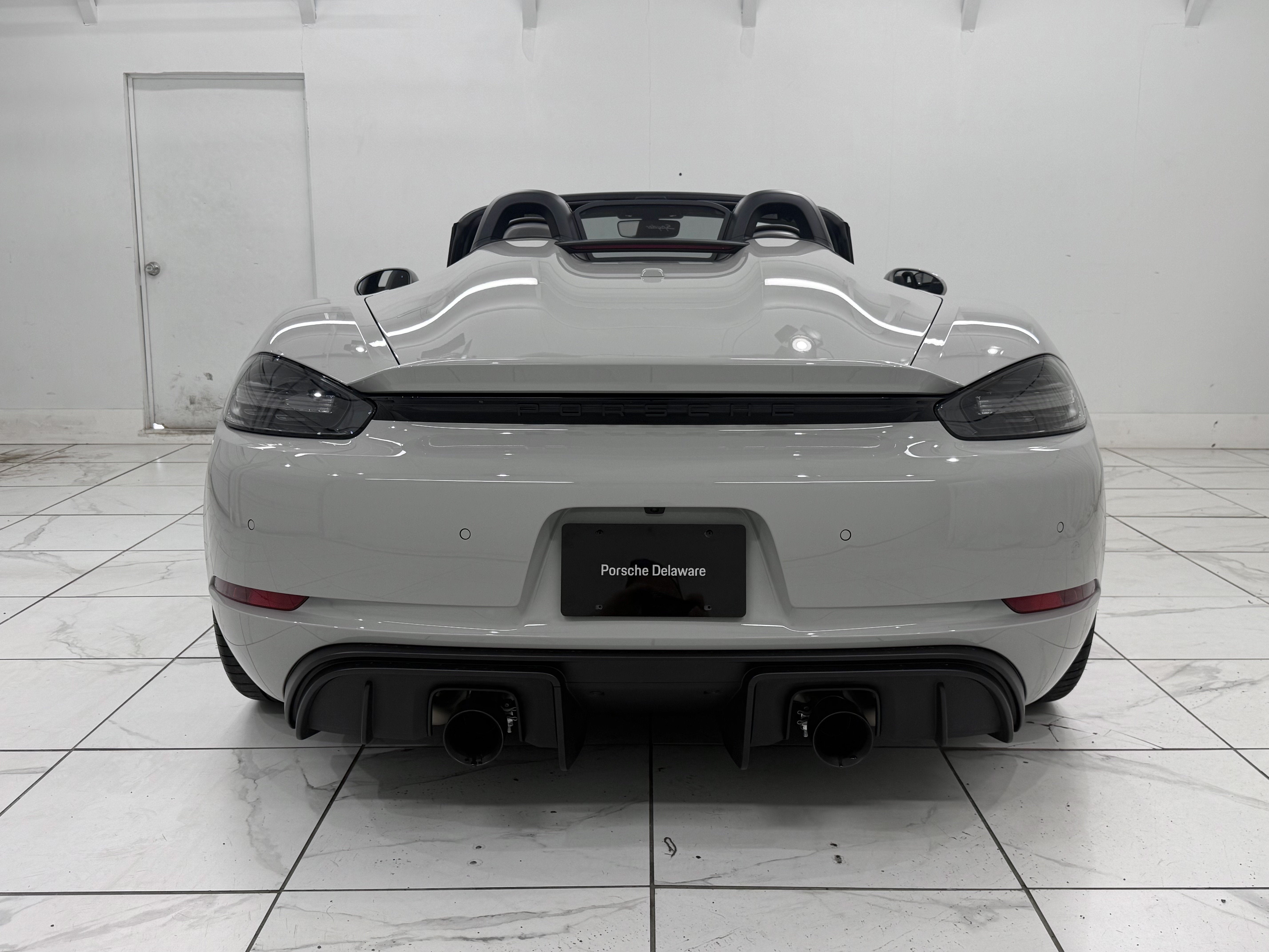 2021 Porsche 718 Spyder Roadster