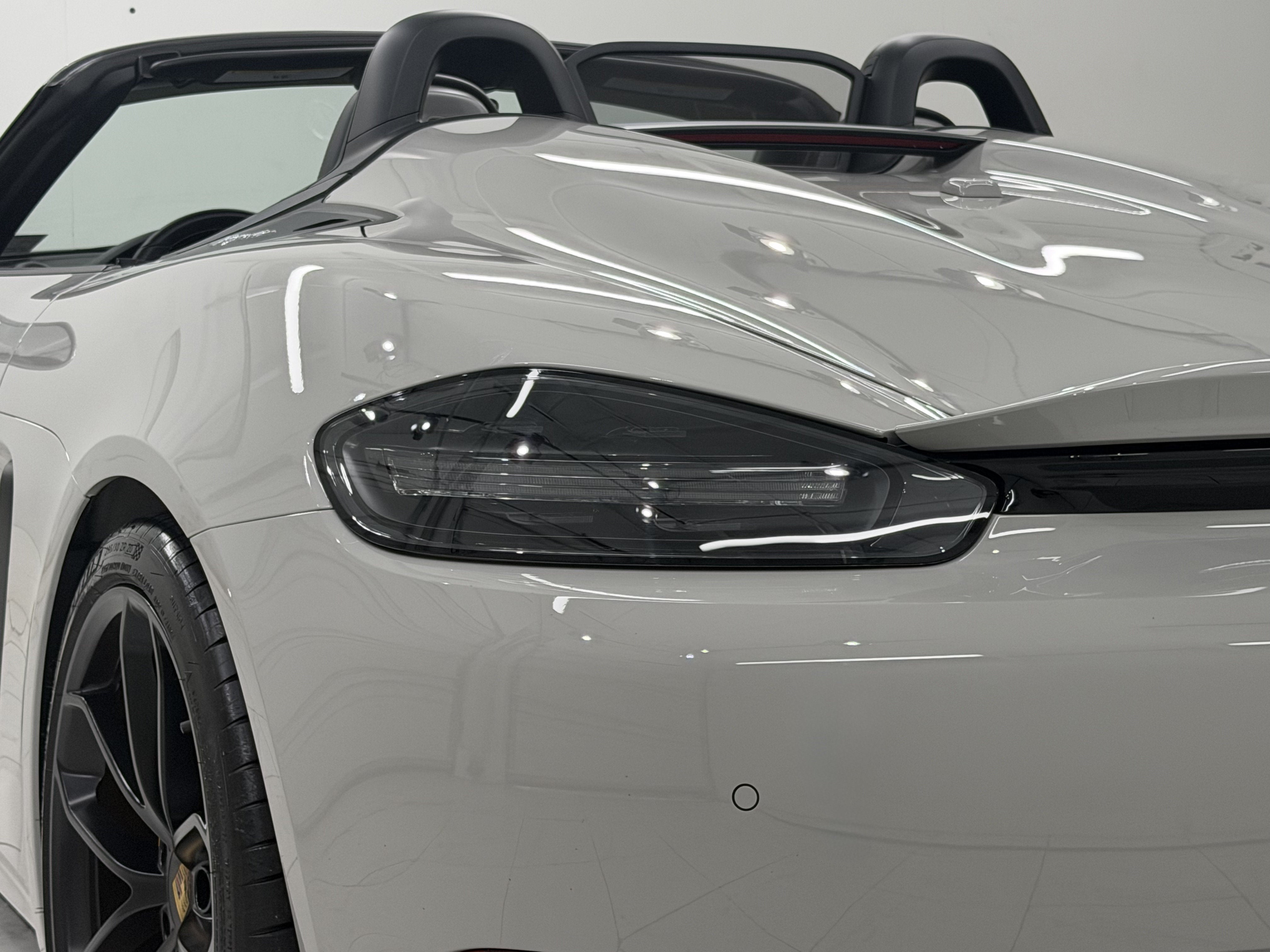 2021 Porsche 718 Spyder Roadster