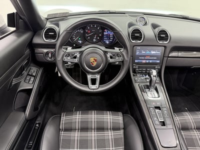 2021 Porsche 718 Spyder Roadster
