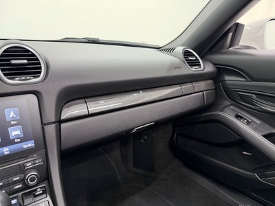 2021 Porsche 718 Spyder Roadster