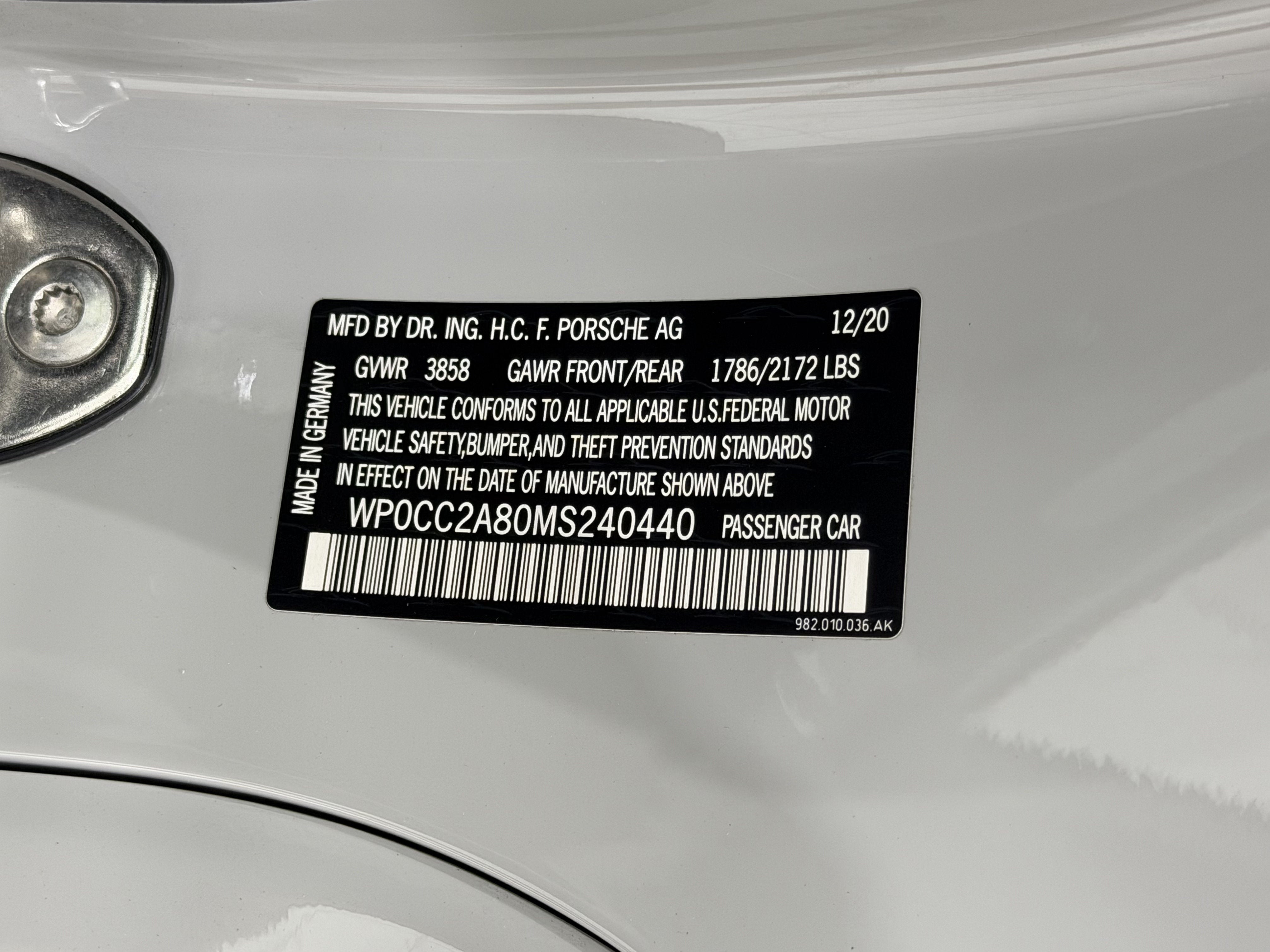 2021 Porsche 718 Spyder Roadster