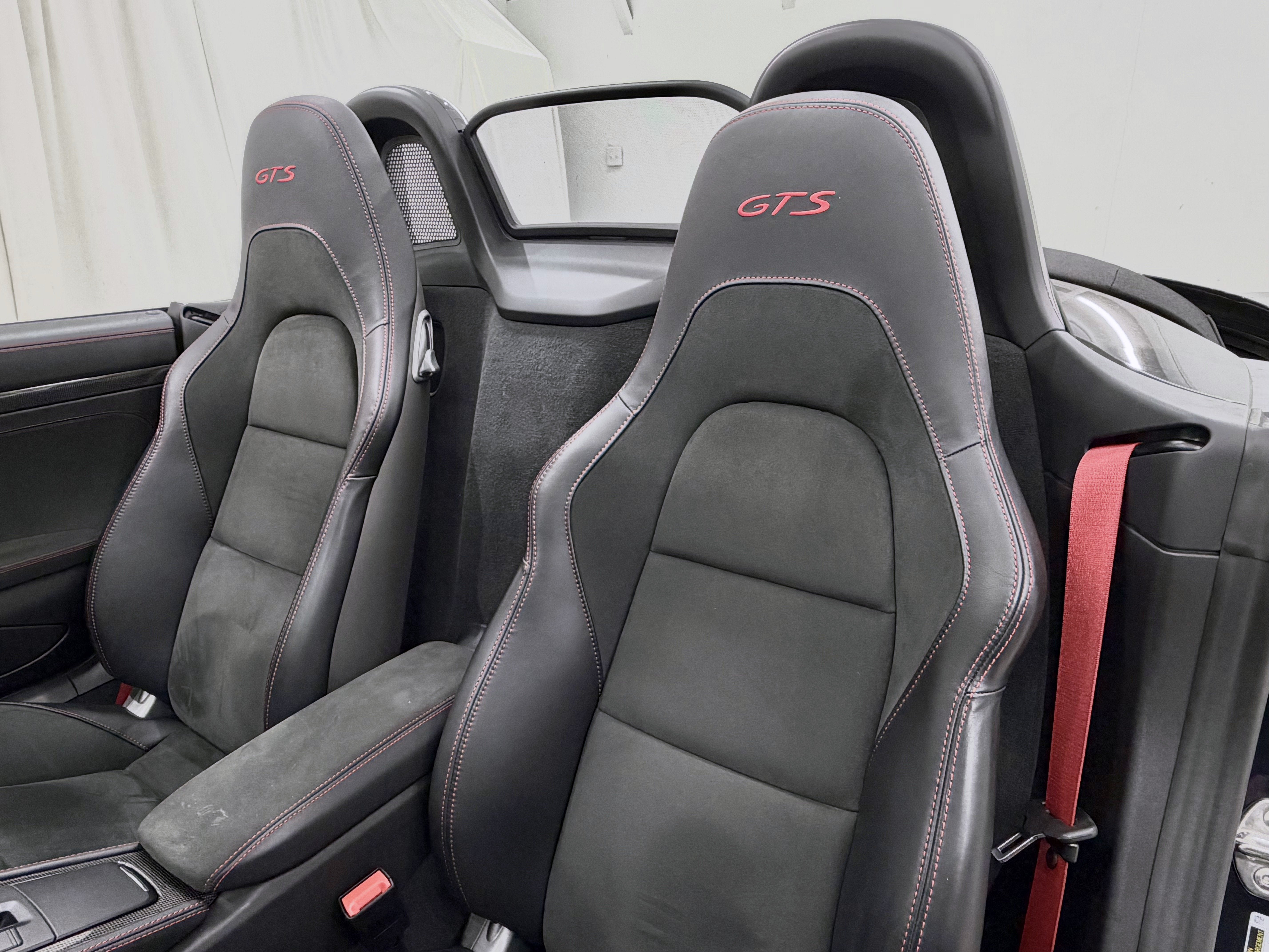 2025 Porsche 718 Boxster Gts 4.0