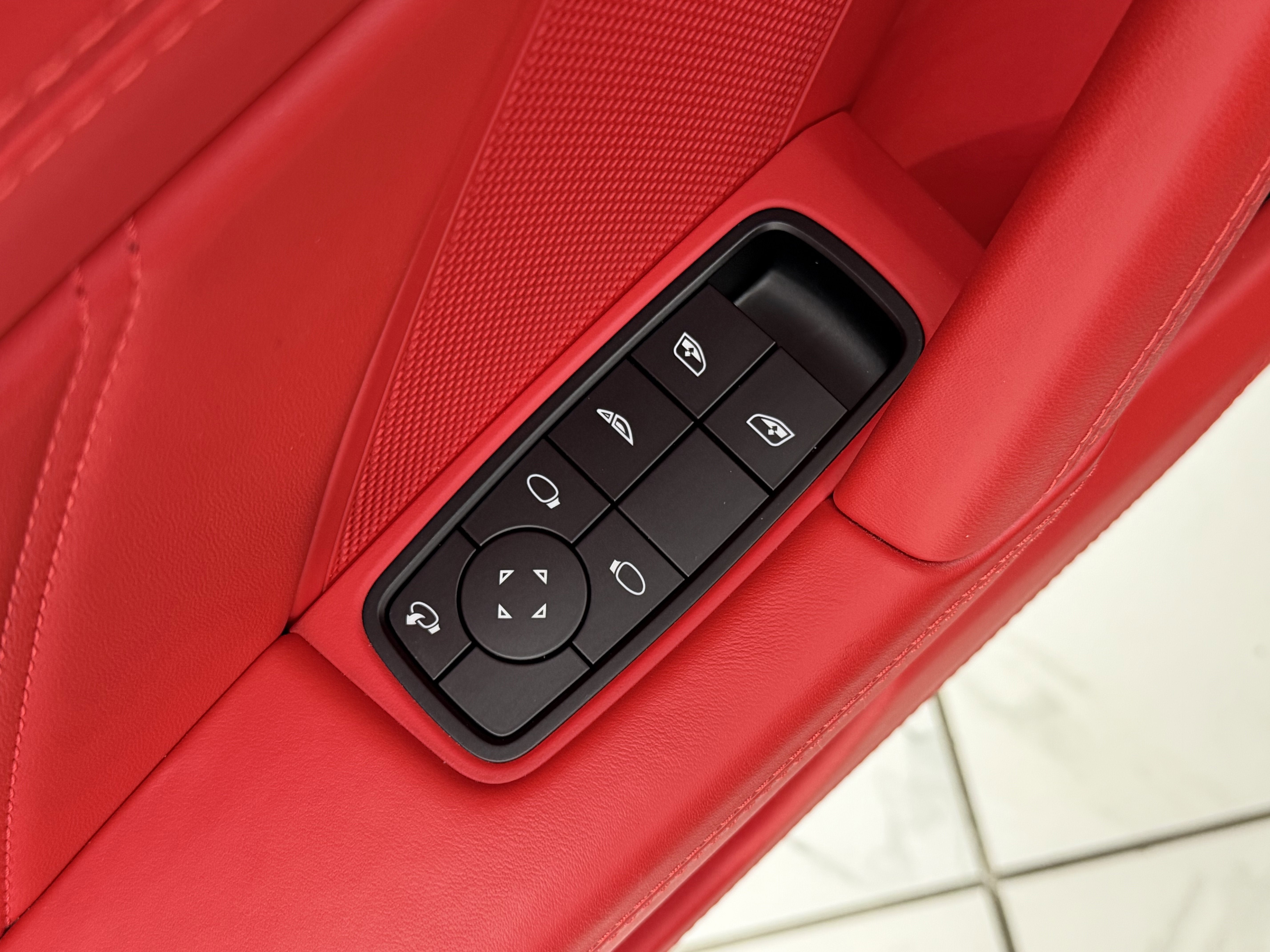 2024 Porsche 911 Turbo S