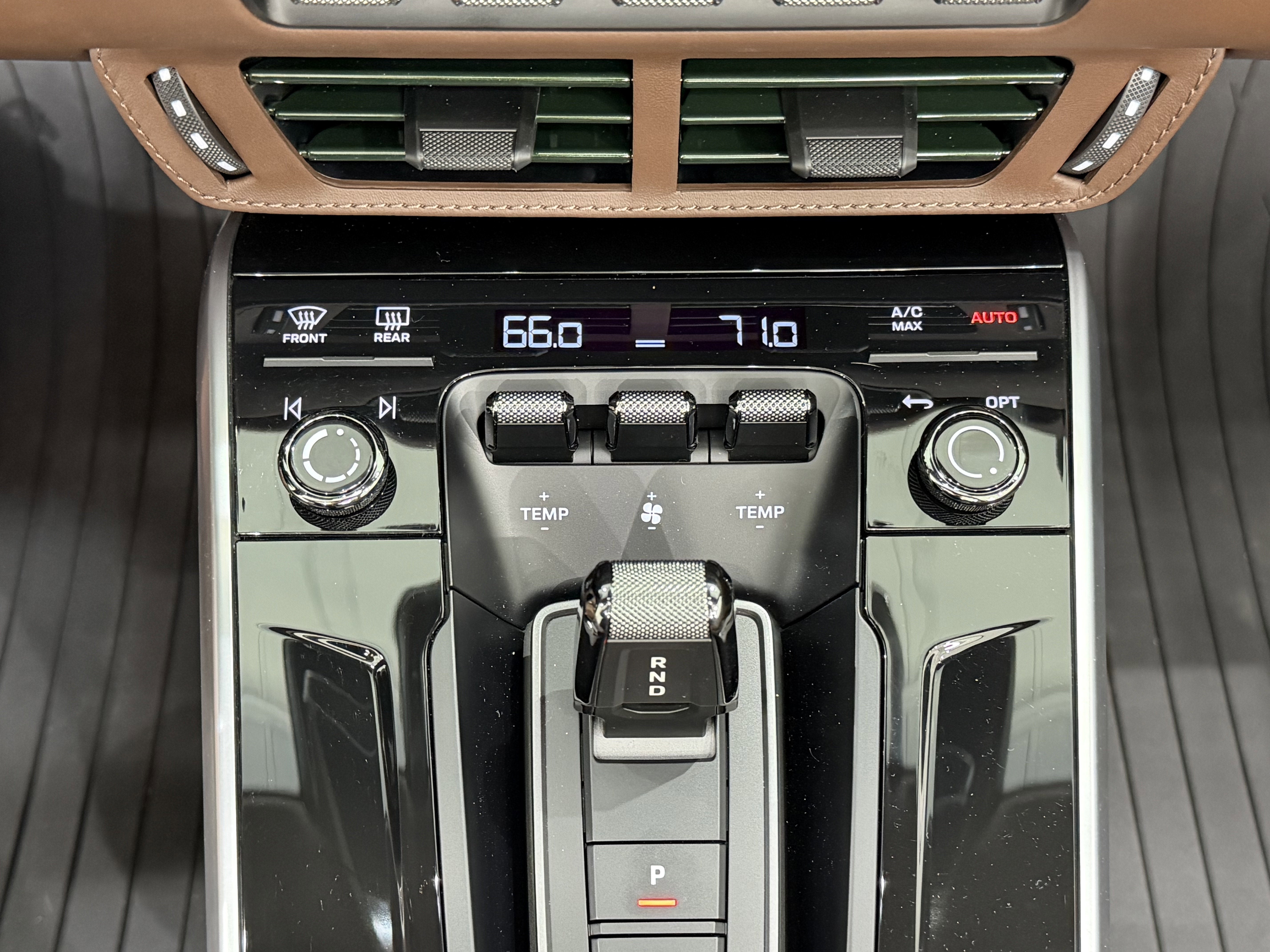 2026 Porsche 911 Carrera 4S