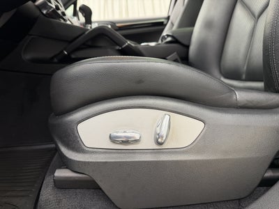 2013 Porsche Cayenne Base