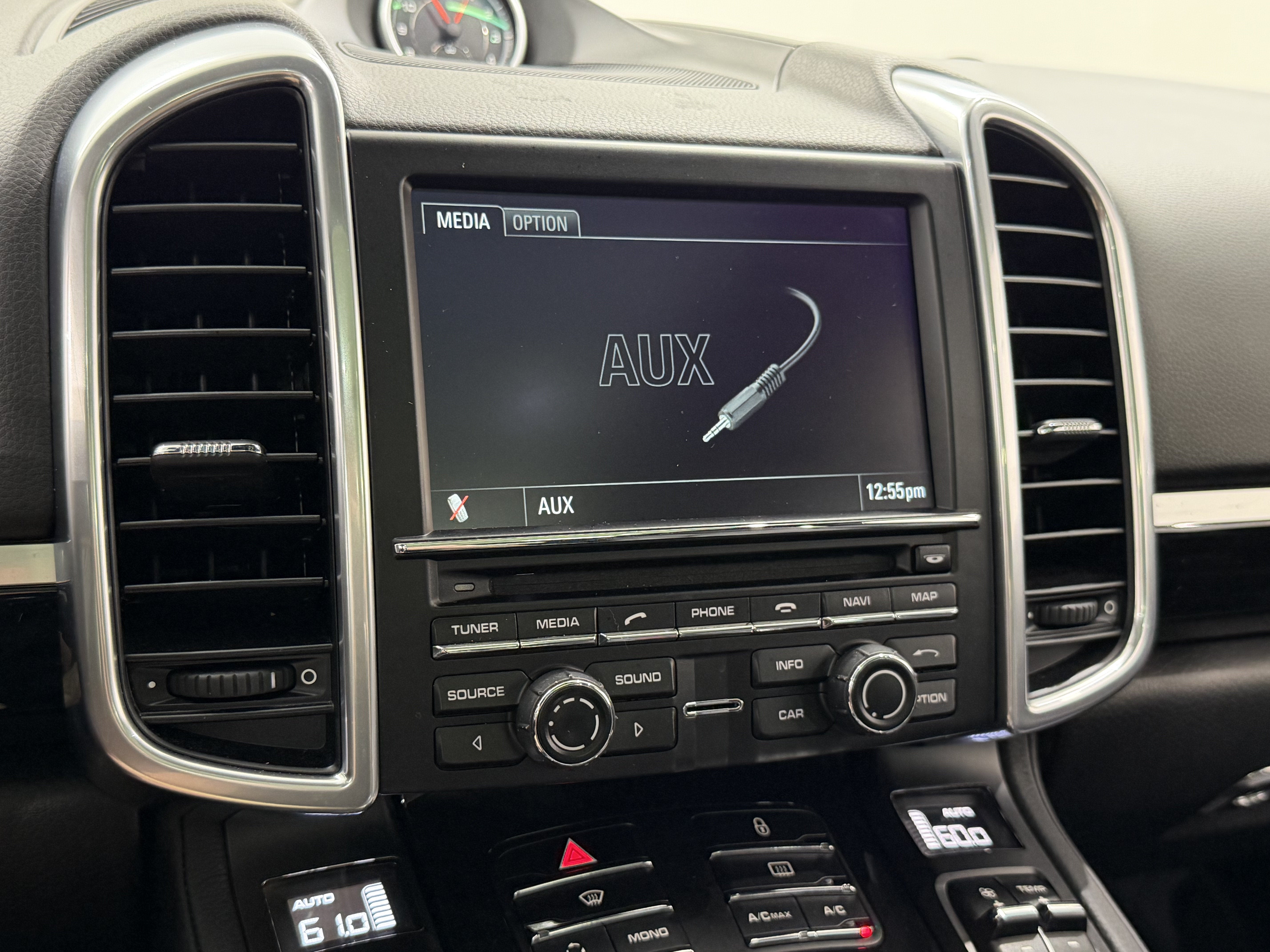 2013 Porsche Cayenne Base