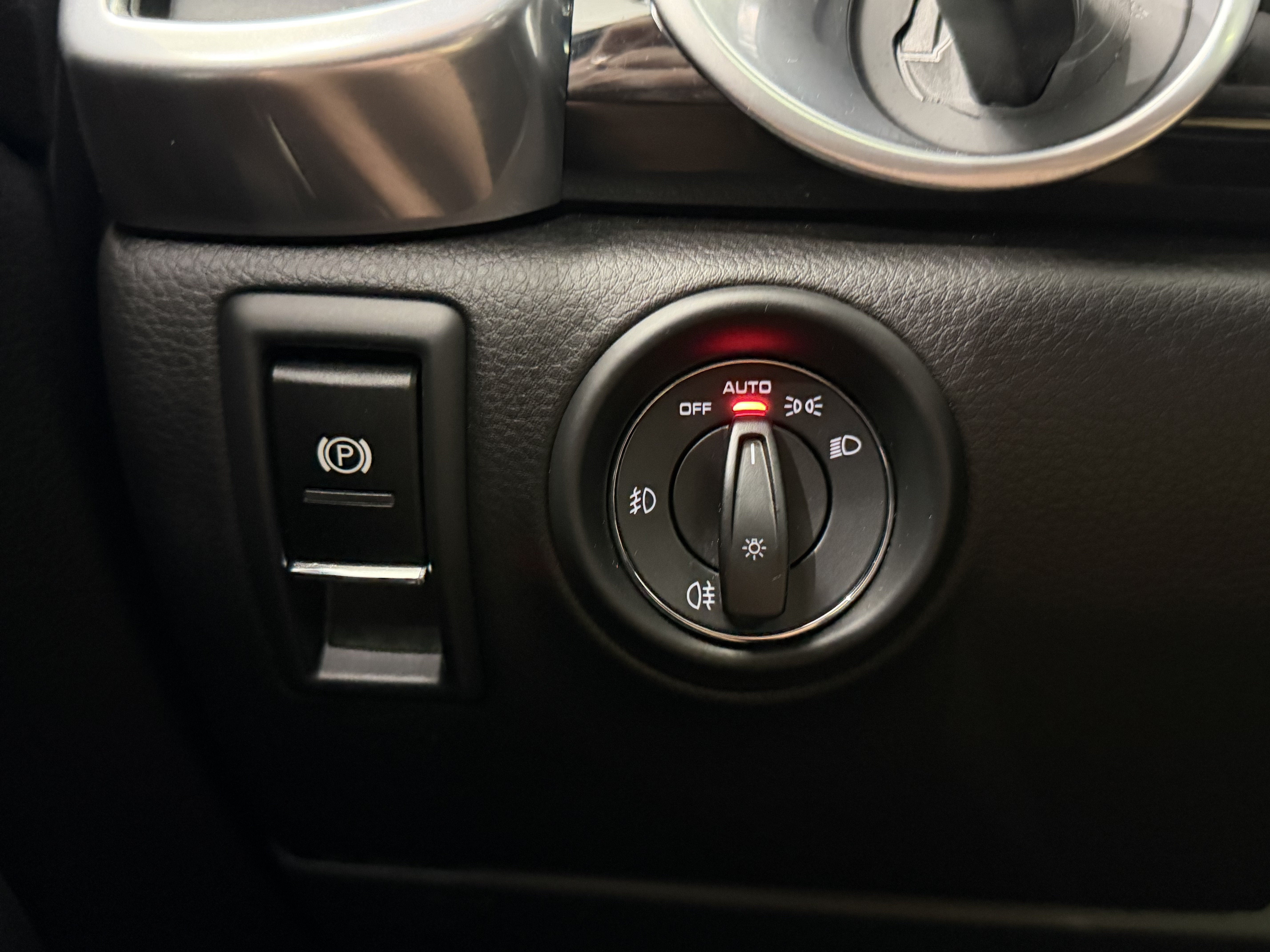 2013 Porsche Cayenne Base