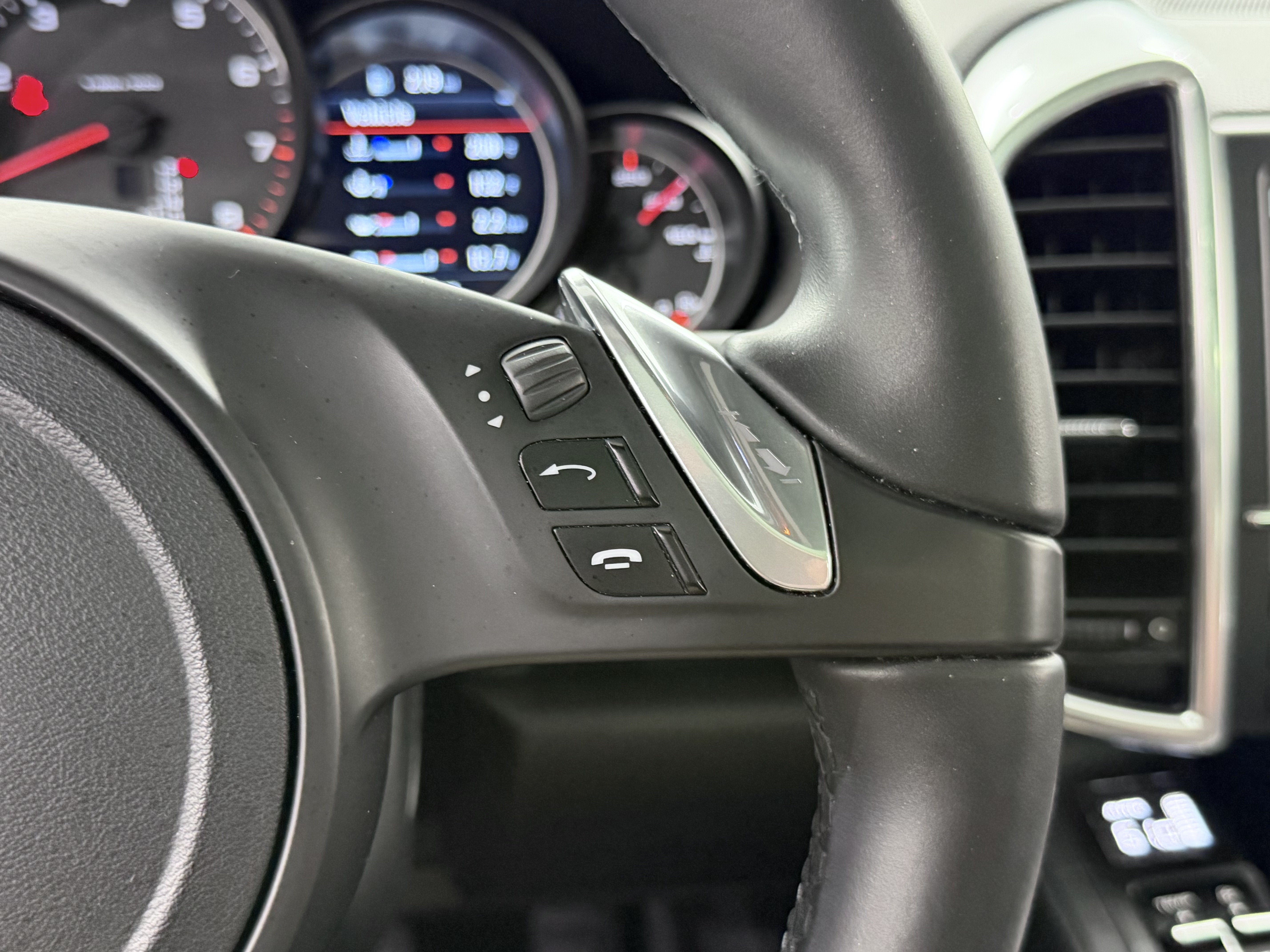 2013 Porsche Cayenne Base
