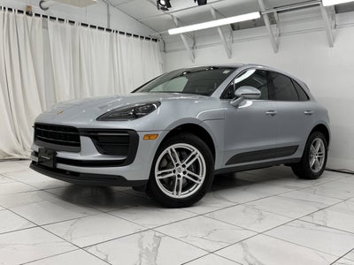 2022 Porsche Macan AWD