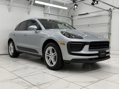 2022 Porsche Macan AWD