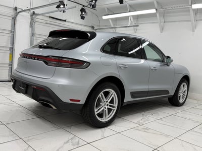 2022 Porsche Macan AWD