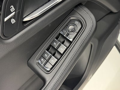 2022 Porsche Macan AWD