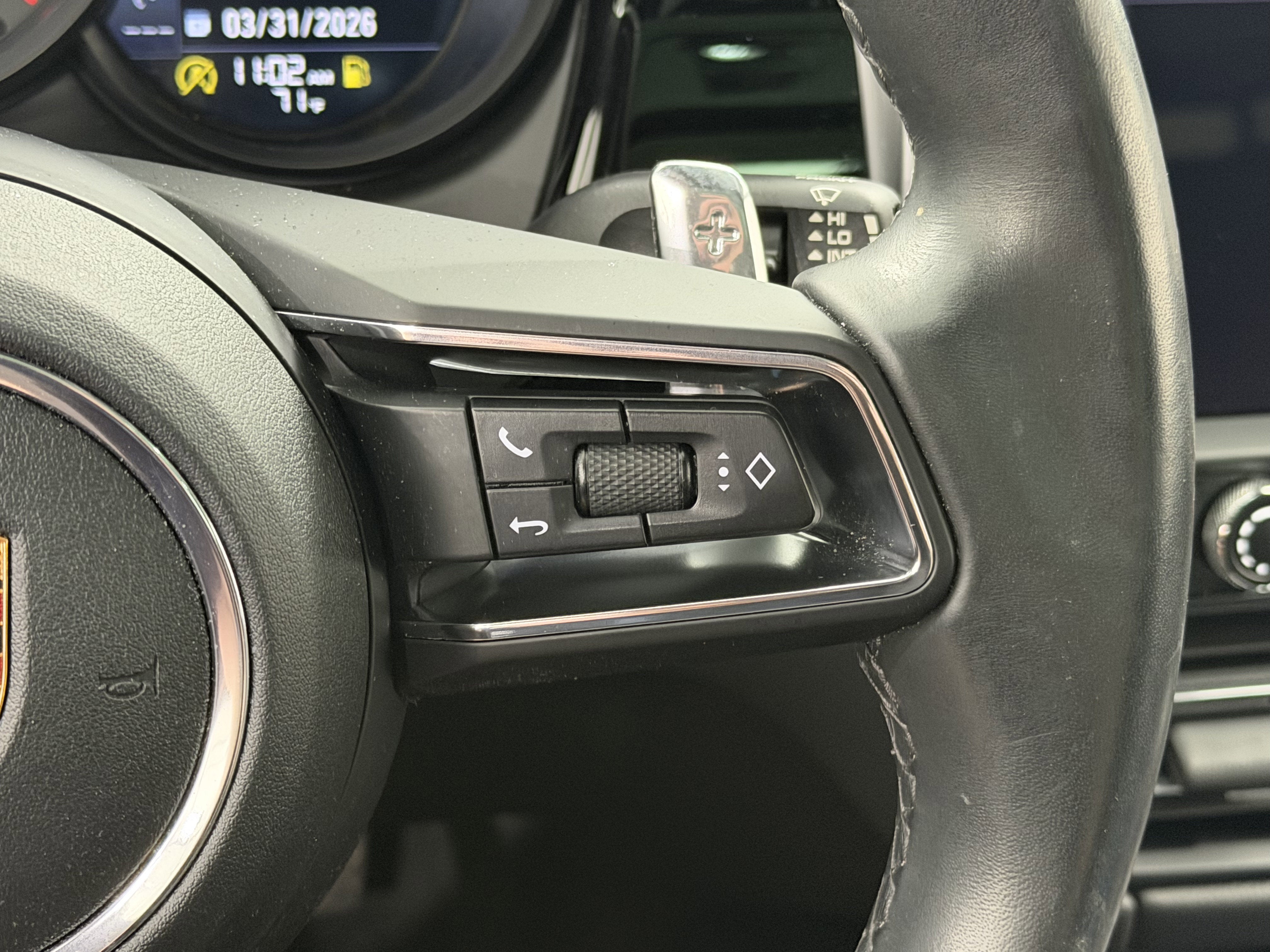 2022 Porsche Macan AWD