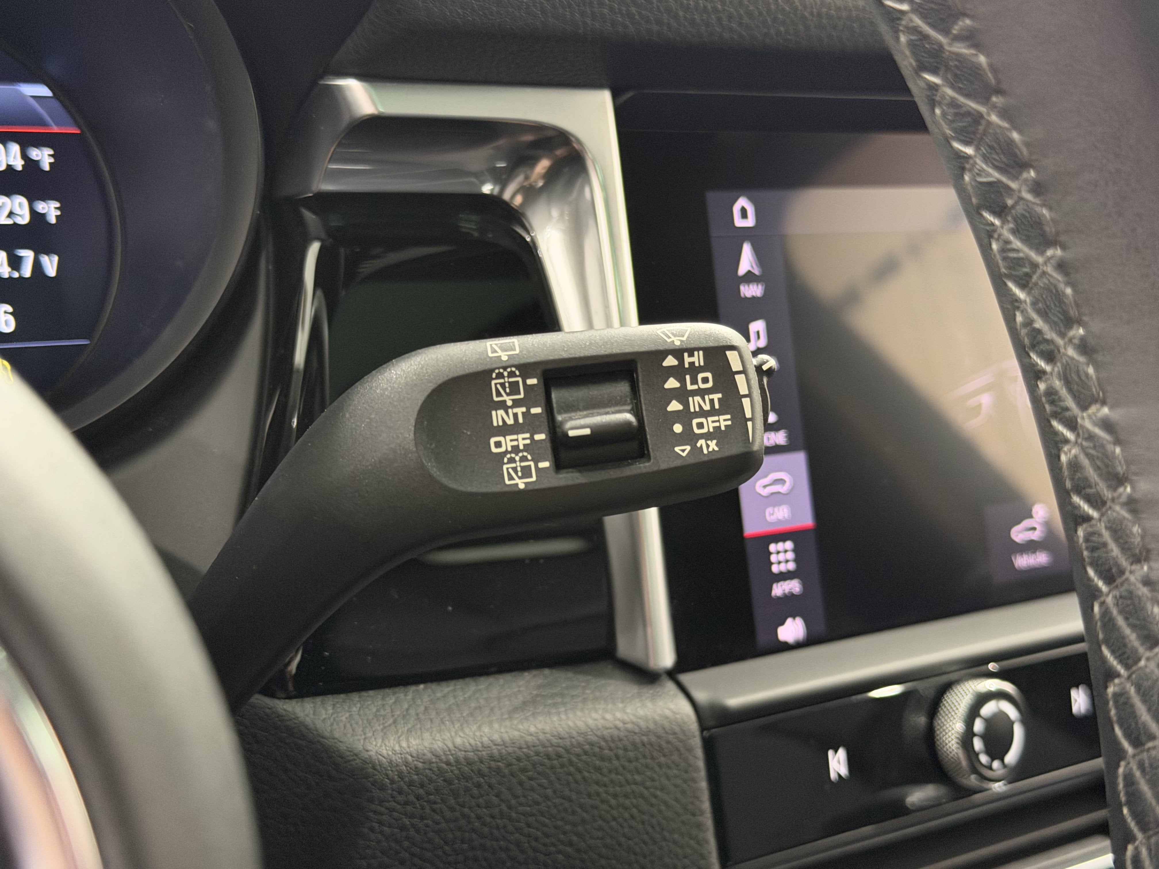 2022 Porsche Macan AWD