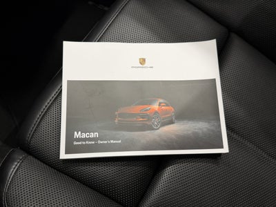 2024 Porsche Macan Base