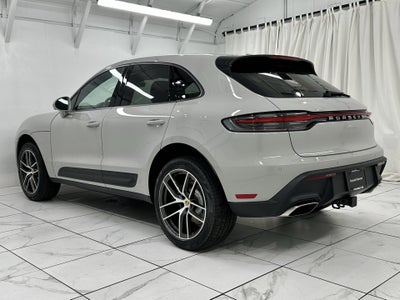 2025 Porsche Macan Base