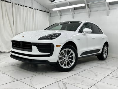2025 Porsche Macan Base