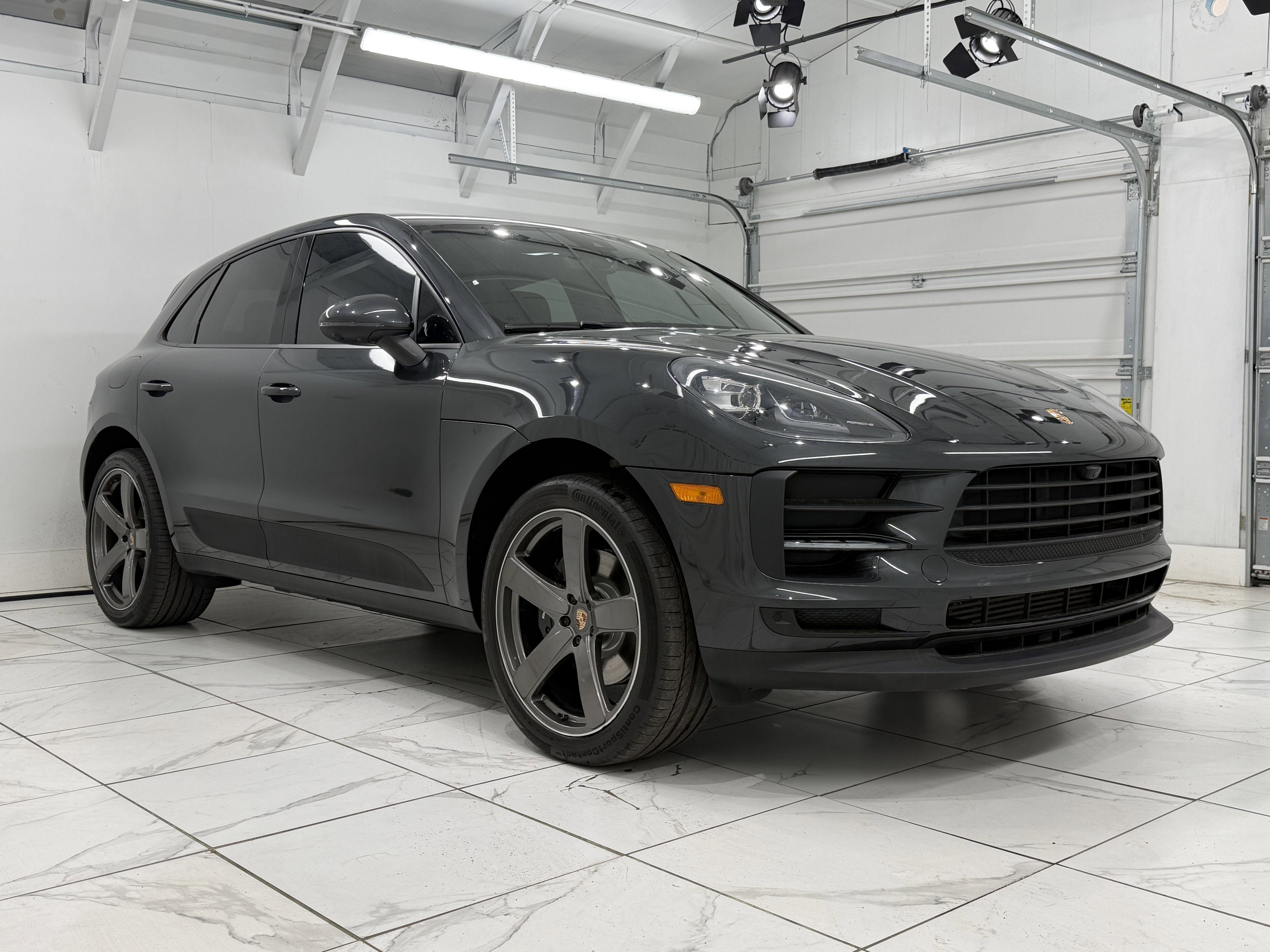 2021 Porsche Macan AWD
