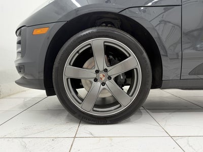 2021 Porsche Macan AWD