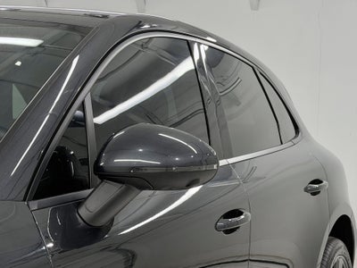 2021 Porsche Macan AWD