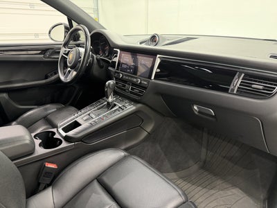 2021 Porsche Macan AWD