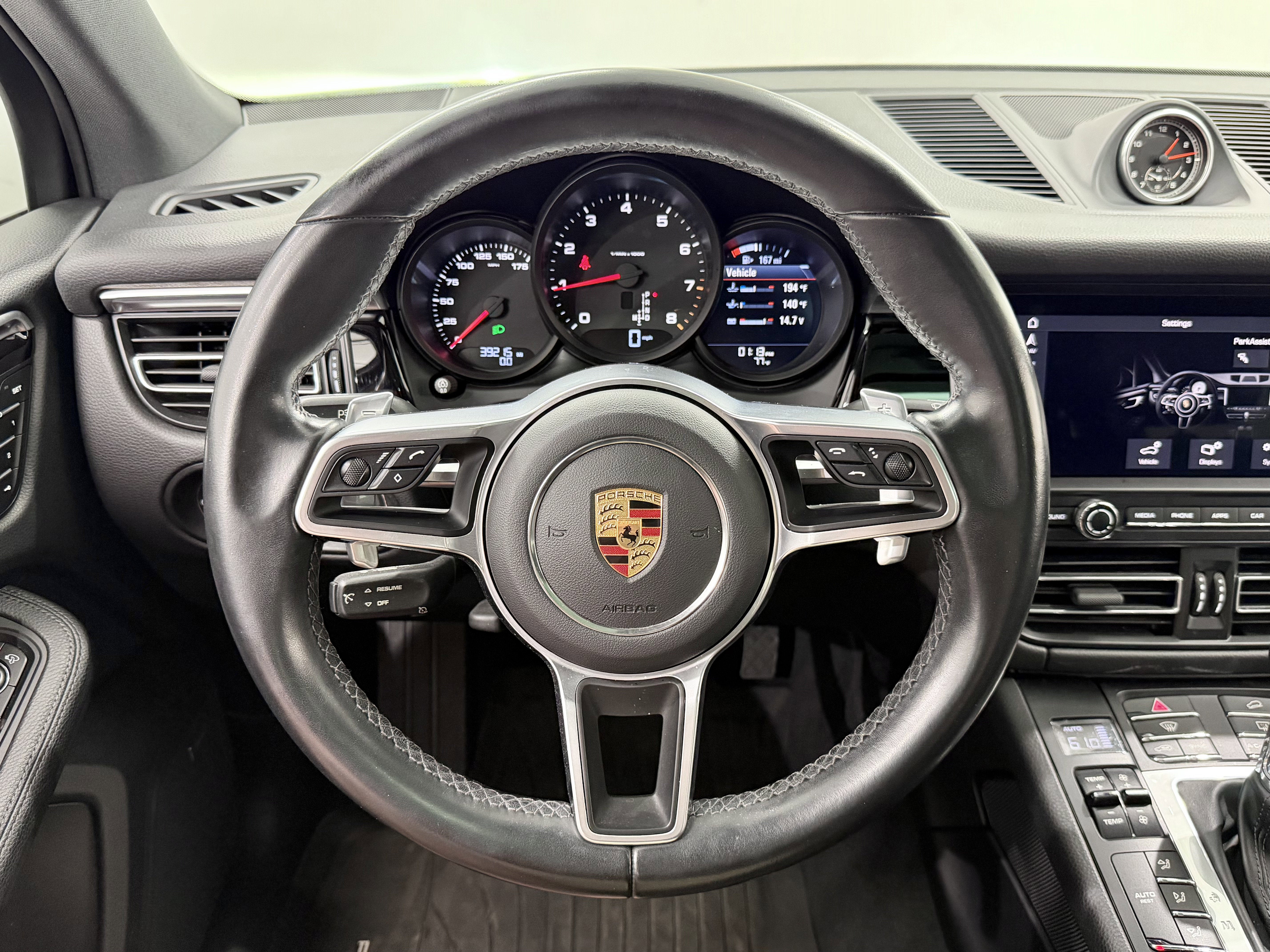2021 Porsche Macan AWD