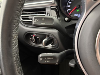 2021 Porsche Macan AWD