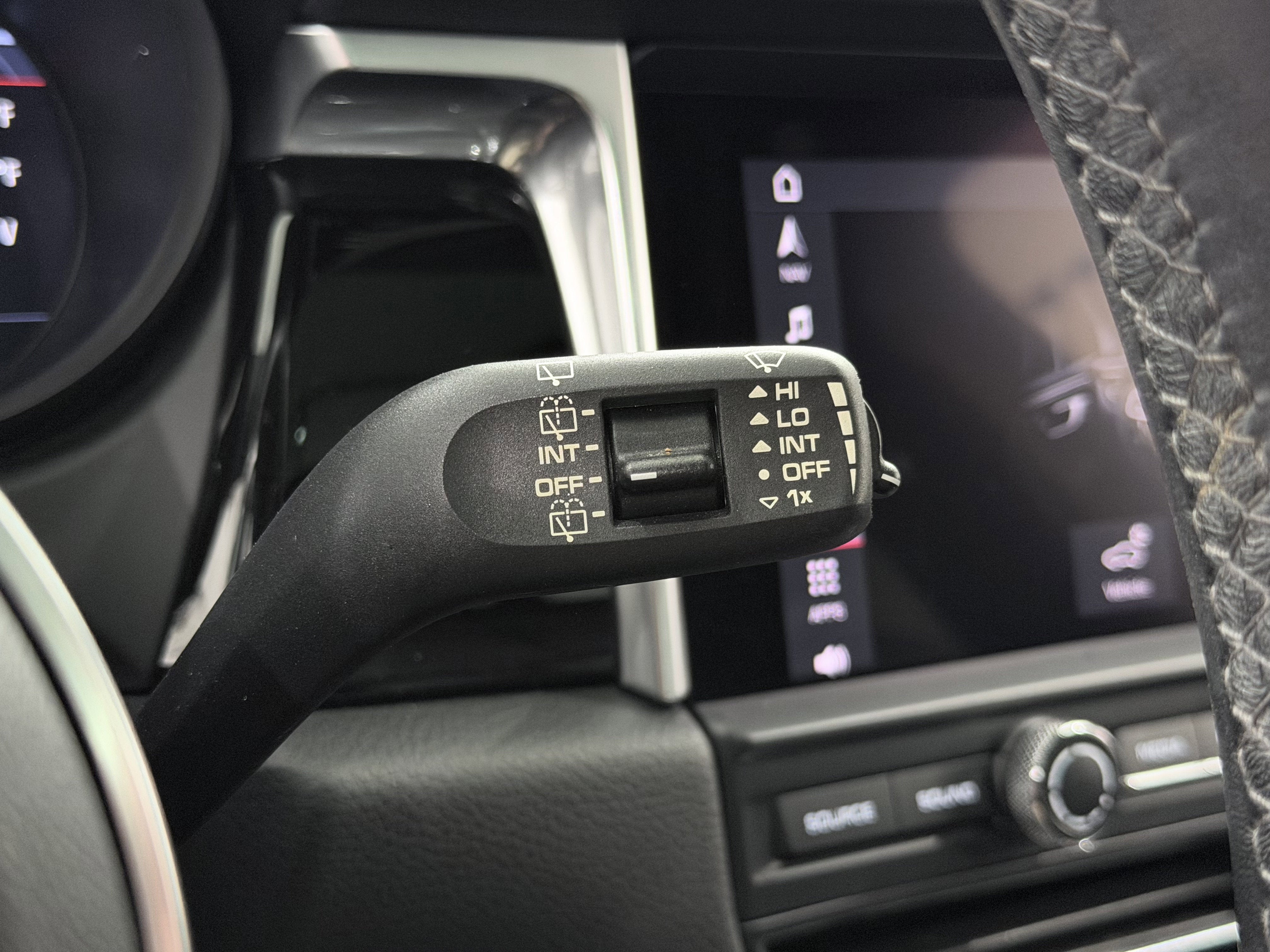 2021 Porsche Macan AWD