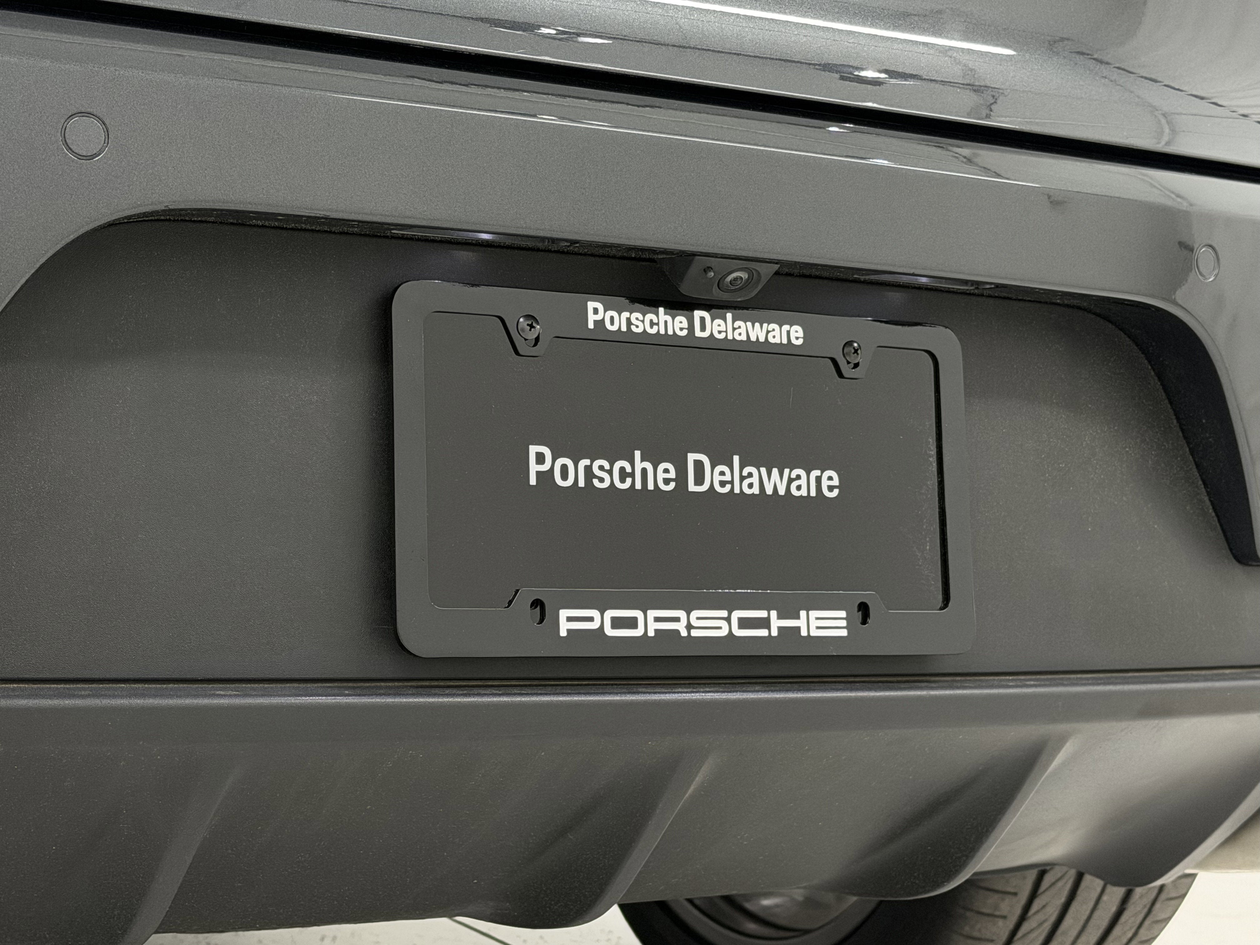 2021 Porsche Macan AWD