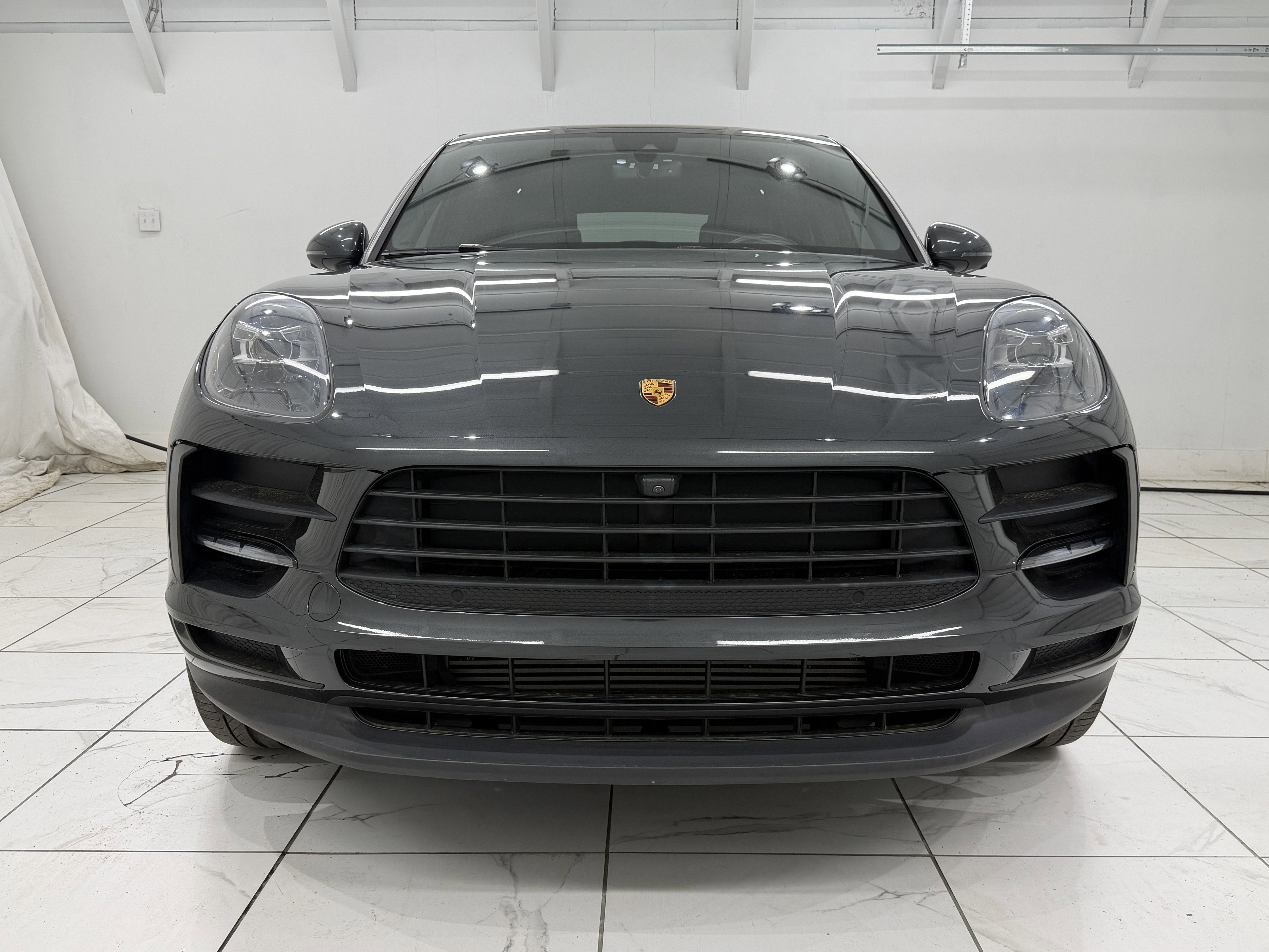 2021 Porsche Macan AWD