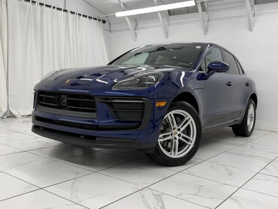 2025 Porsche Macan Base