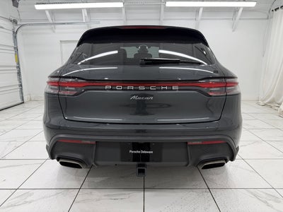 2025 Porsche Macan Base