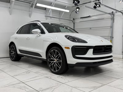 2026 Porsche Macan Base