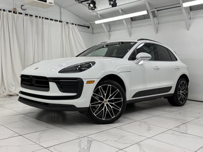 2026 Porsche Macan Base