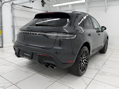 2026 Porsche Macan Base