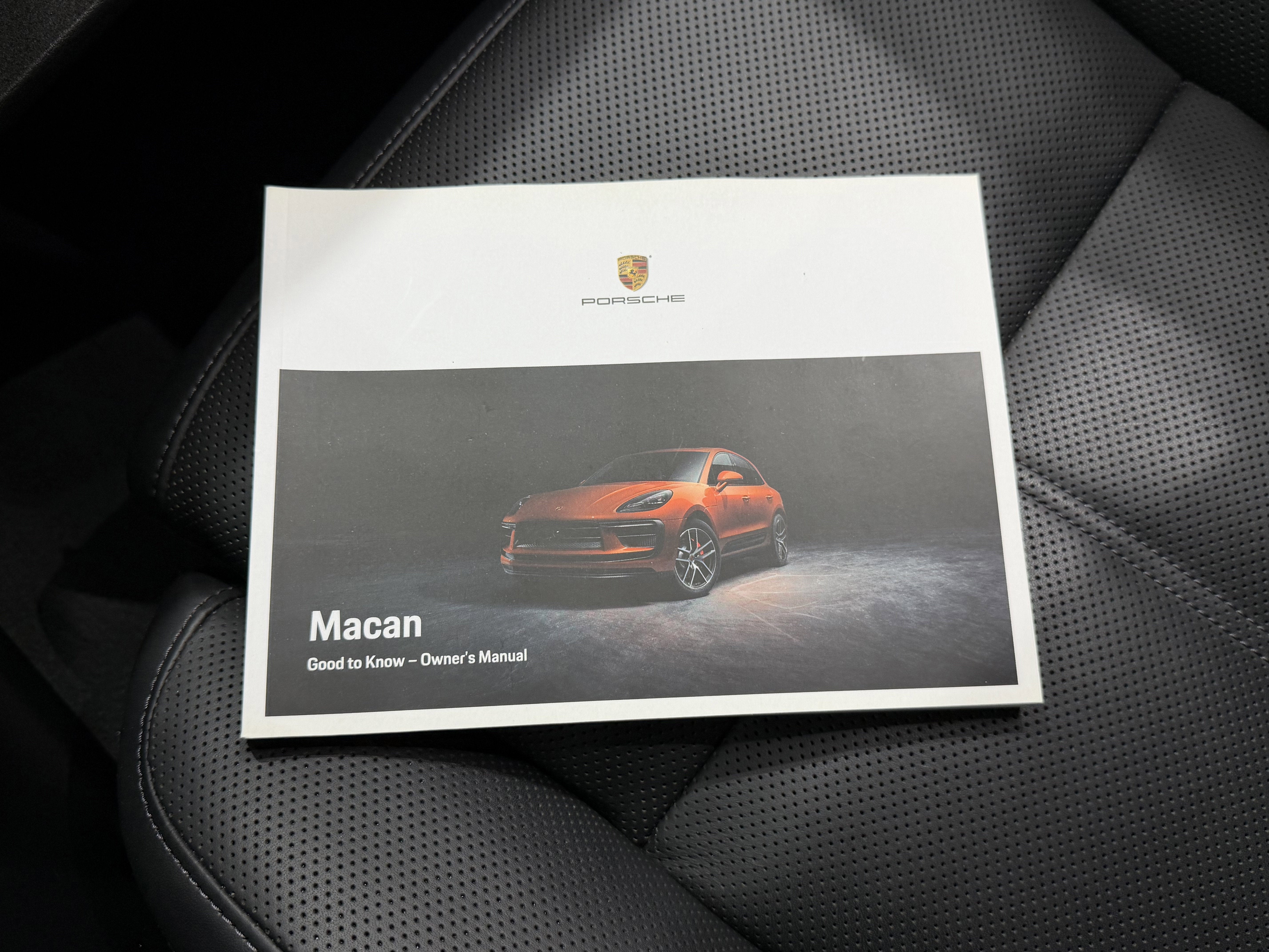 2024 Porsche Macan Base