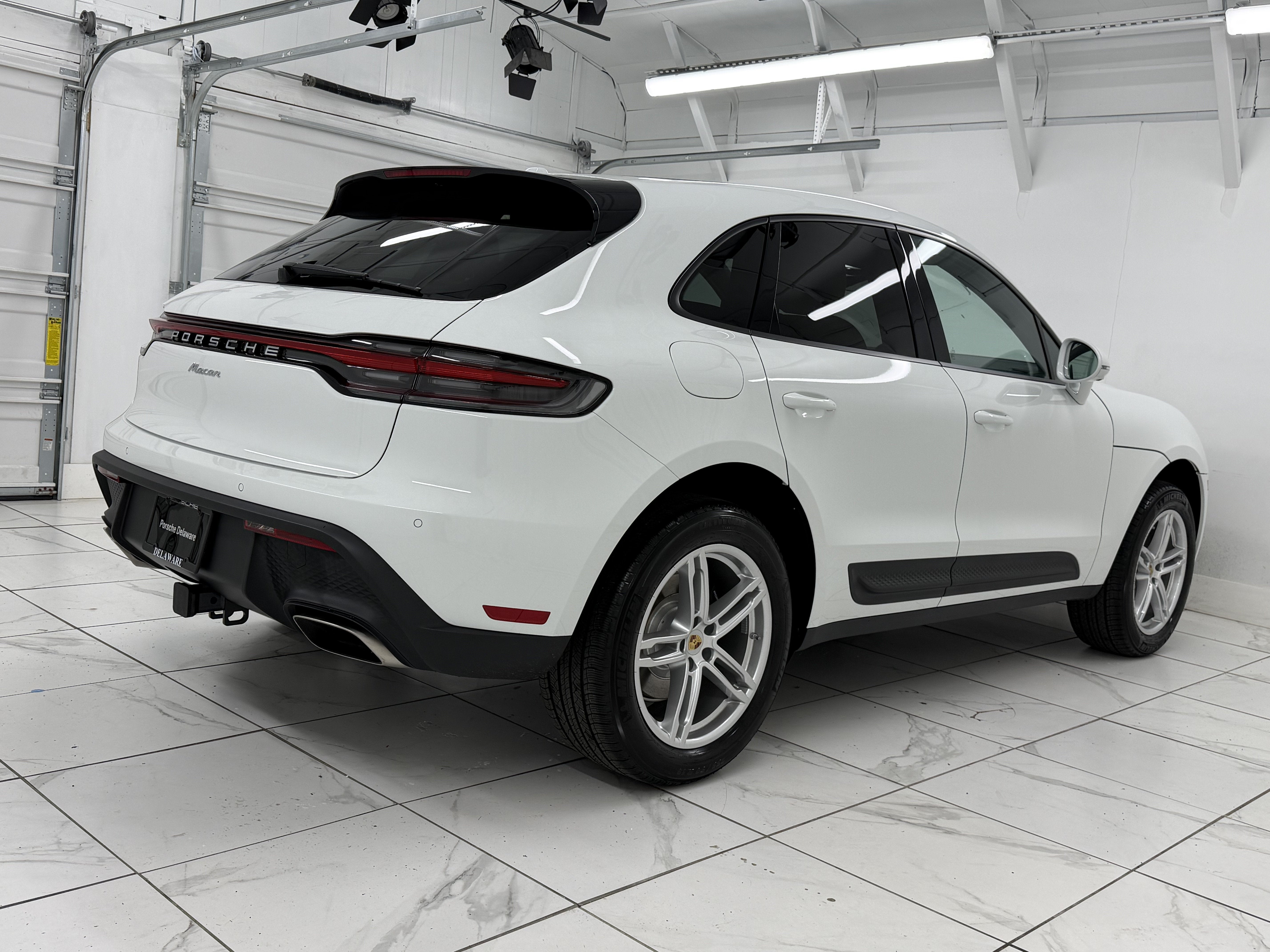 2026 Porsche Macan Base