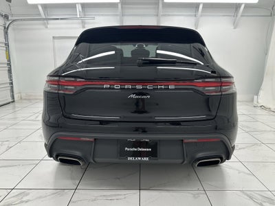 2025 Porsche Macan Base