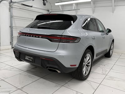 2025 Porsche Macan Base