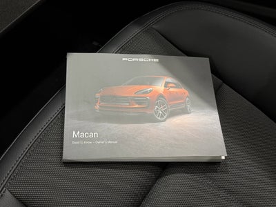 2025 Porsche Macan Base