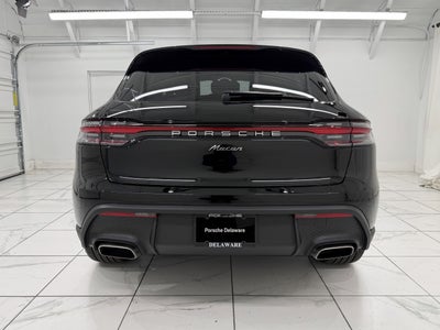 2026 Porsche Macan Base