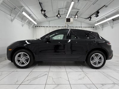 2026 Porsche Macan Base