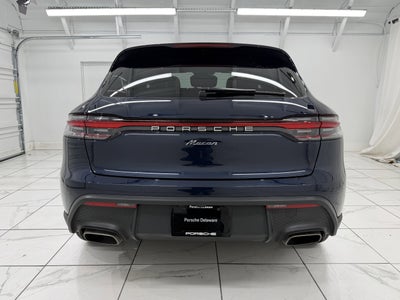 2022 Porsche Macan AWD