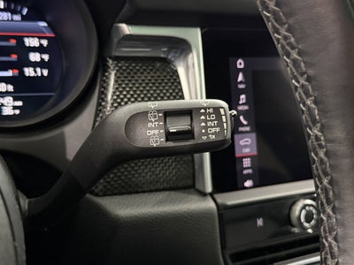 2022 Porsche Macan AWD
