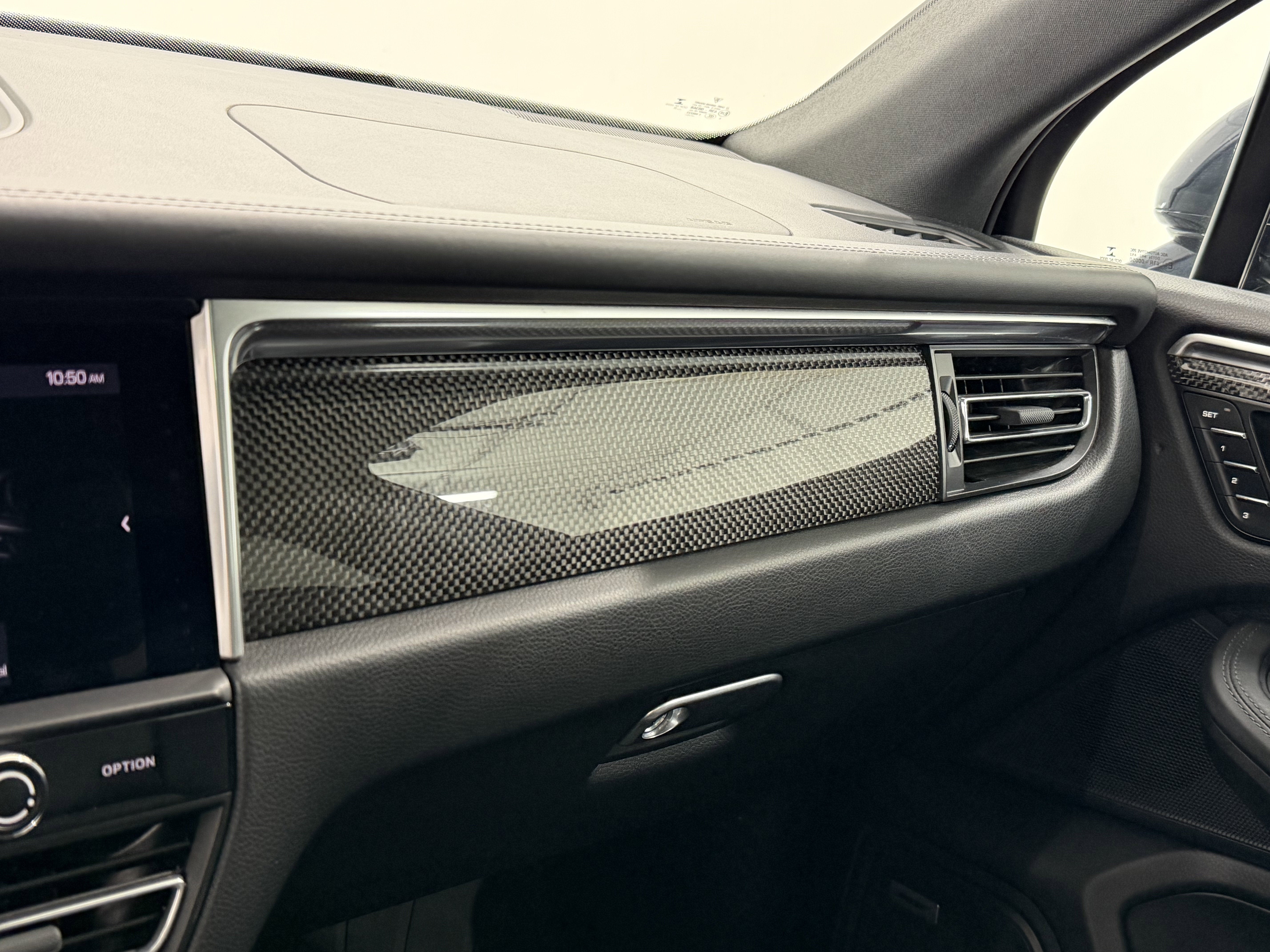 2022 Porsche Macan AWD