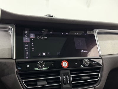 2023 Porsche Macan T